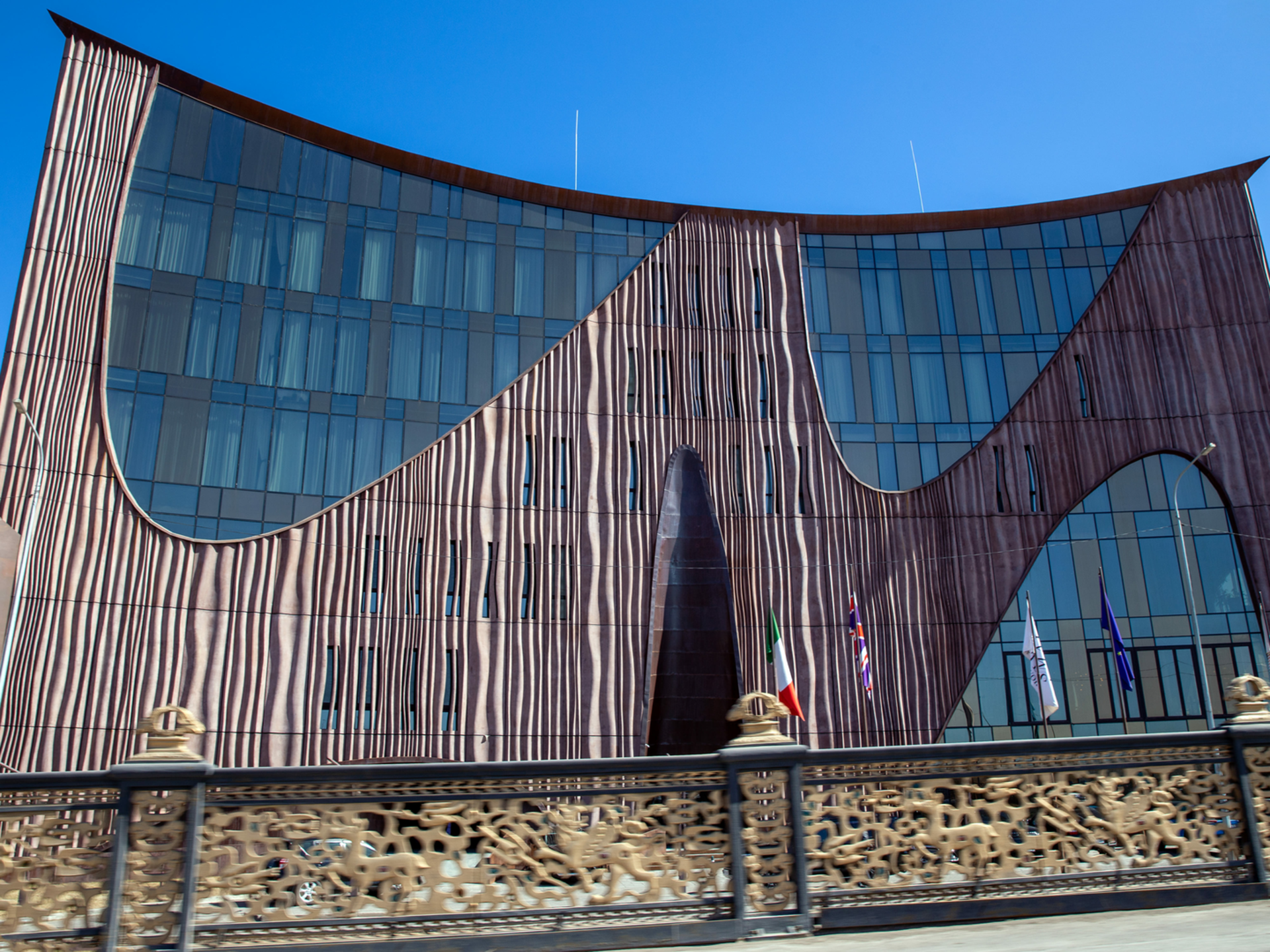 Бутик-аппарт отель The Veil 5*